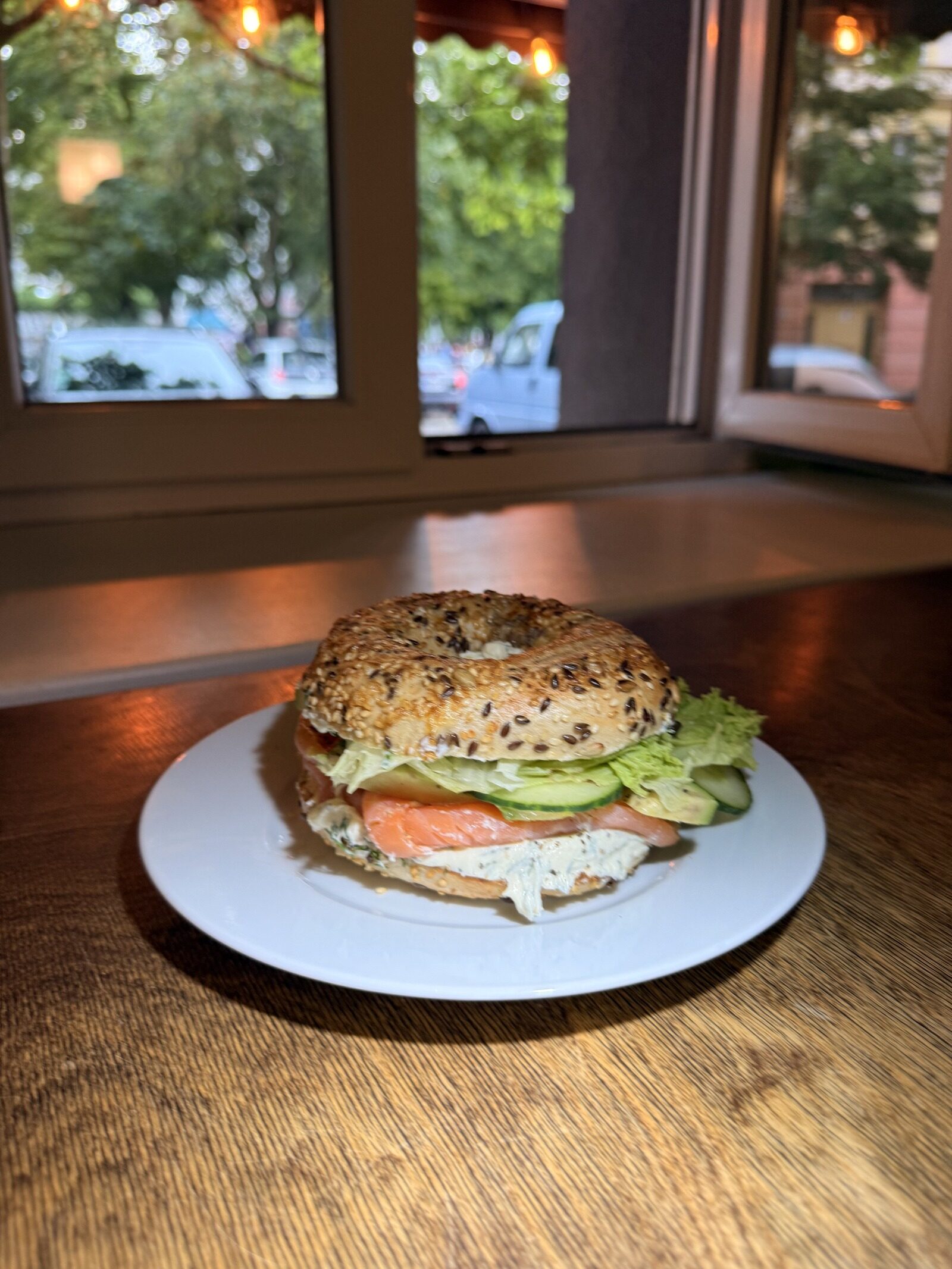 Grand Central Lox Bagel mit Lachs und Frischkäse